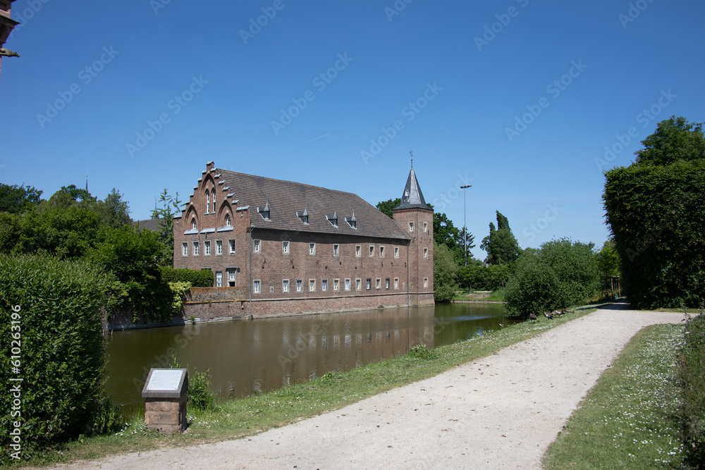castle Gracht