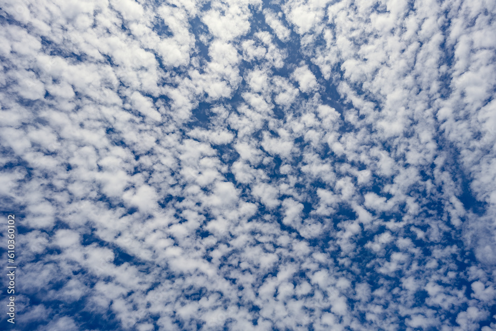 Himmel mit Wolken