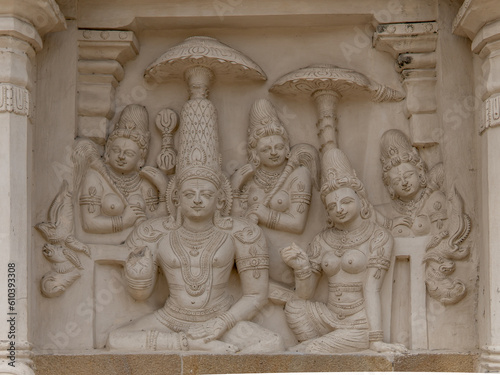 Tableau sur toile Marvel at the divine presence as intricately crafted idols grace the sacred interiors of a temple, exuding a sense of spirituality and reverence within the hallowed walls