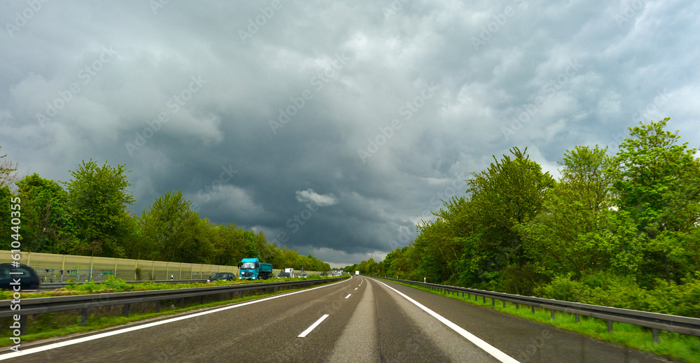 Fototapeta premium Autobahn A81 in Richtung Stuttgart 