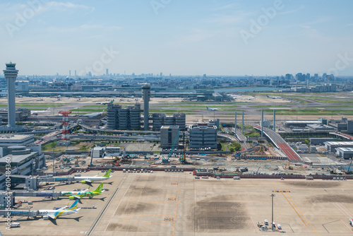 離陸直後の機窓からの羽田空港