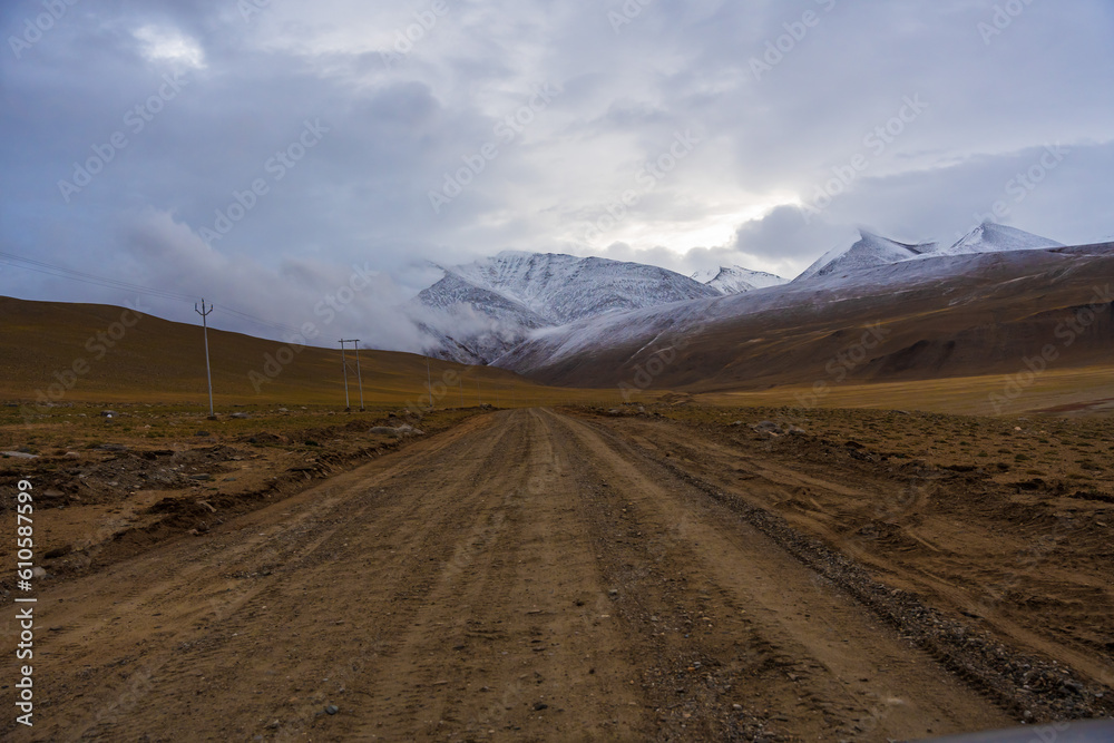 the road, snow cover the mountain, and Tso Kar lake, Beautiful scenery along the way at Ladakh, India