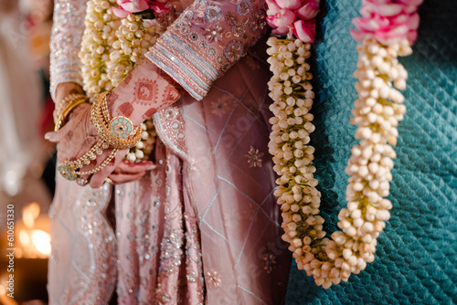 Canvas Print bride's hand