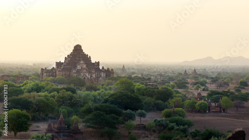 Visit the temple in Bagan, Myanmar