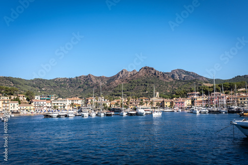 Porto Azzurro sull'Isola d'Elba in Toscana © Piergiorgio Greco
