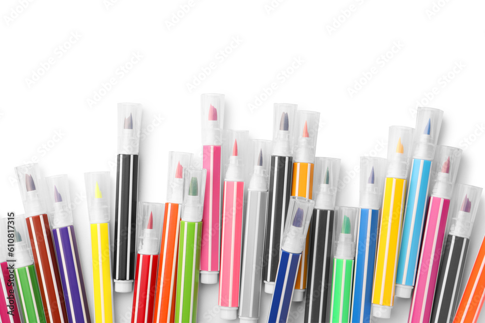 Obraz premium Many bright markers isolated on white, top view