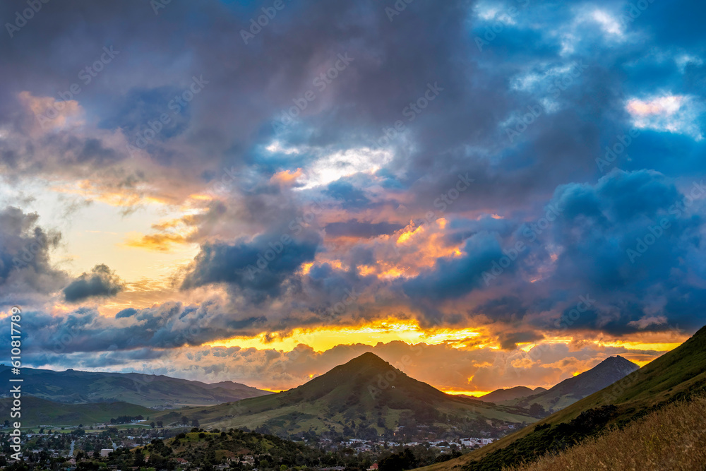 Obraz premium Blue, yellow sunset over Mountains,