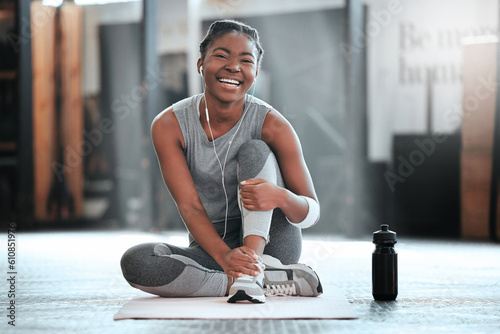 Billede på lærred Gym, portrait or happy black woman on break after a workout, exercise or training for fitness