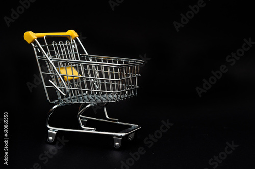 empty shopping cart, e-commerce and retail shopping concept