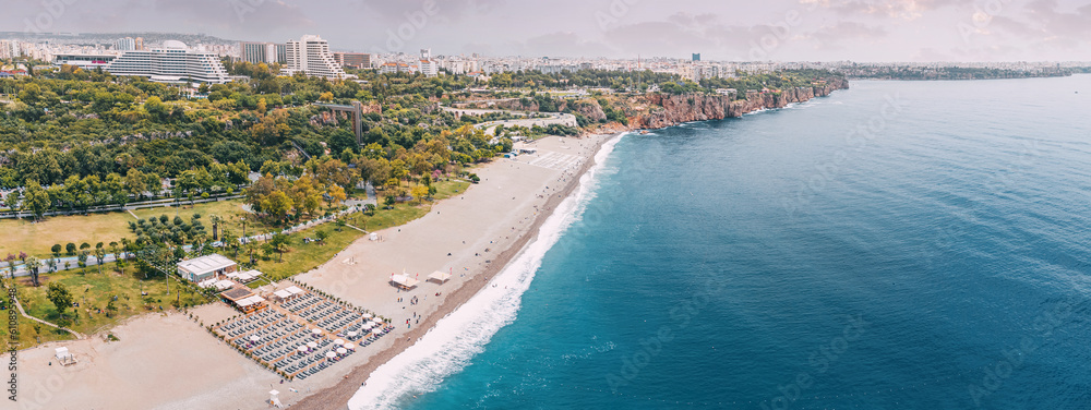 Obraz premium Aerial view of Konyaalti municipal beach in Antalya city, Turkiye
