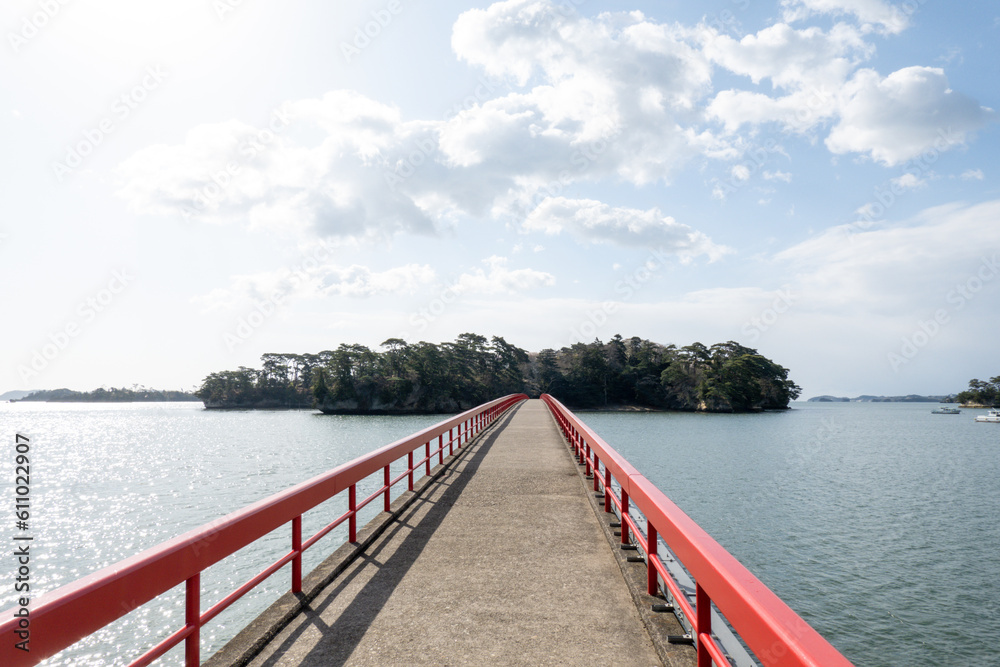 日本三景の一つ「松島」にある赤い橋
「福浦橋」 in 宮城県