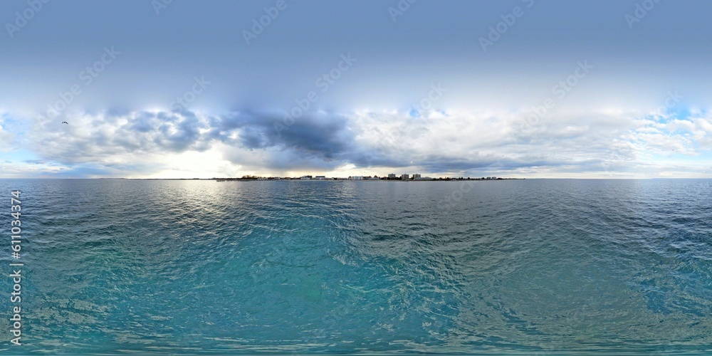 Fototapeta premium 360-Grad-Panorama: Spektakuläre Luftaufnahme von Großenbrode an der Ostsee