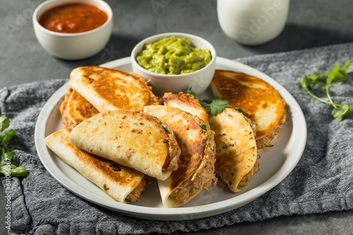 Obraz na płótnie Homemade Mini Chicken Quesadillas
