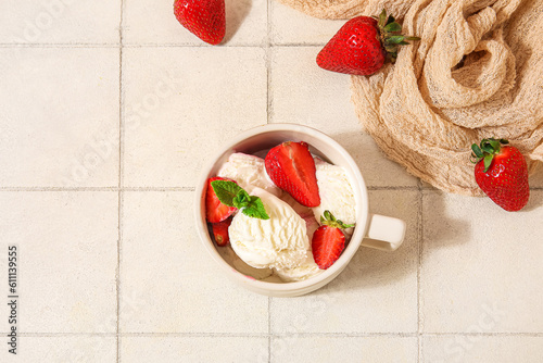 Vanilla ice cream scoops wi...