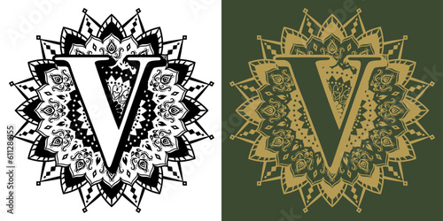透かし彫り風の曼荼羅アルファベット「V」