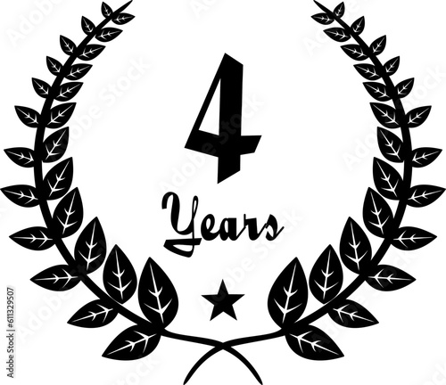 4 Years Anniversary stilyzed Laurel, black and white