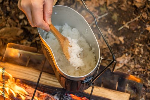 アウトドア。はんごうでごはん　rice cooker for outdoor and camping