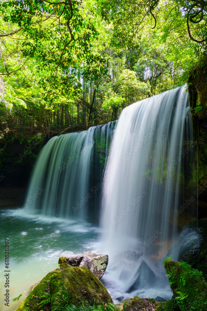 Obraz premium 【熊本県】阿蘇 小国町の鍋ヶ滝
