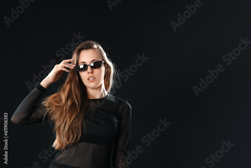 Young woman in sunglasses o...