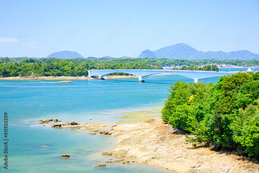 初夏の松島橋から見た景色　熊本県上天草市　Scenery seen from Matsushima Bridge in early summer. Kumamoto Pref, Kamiamakusa City.