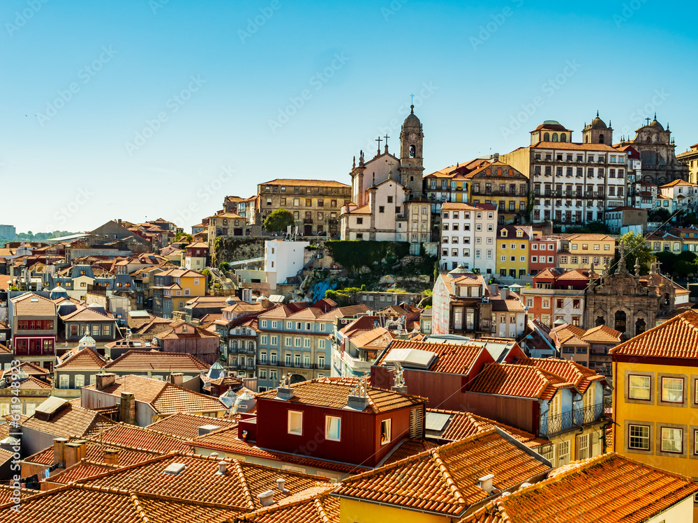 Fototapeta premium Stunning skyline of Porto old town from the hill of the main cathedral, Portugal 