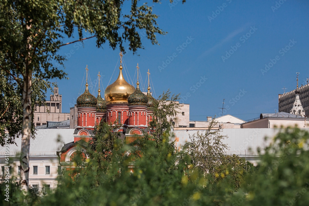 Moscow, Russia, 2023: Znamensky Cathedral on Varvarka Street on an autumn day. View of the temple from Zaryadye Park.
