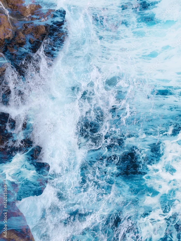 Obraz premium wave of water in the ocean. Abstract sea background