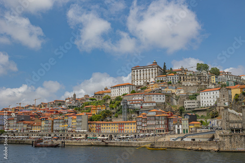 vue d'ensemble de la ville historique de Porto (Portugal) © ALF photo