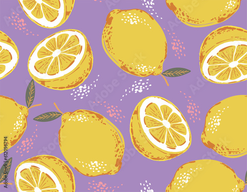 Retro doodle hand drawn lime and lemon seamless pattern. Tropical leaves summer