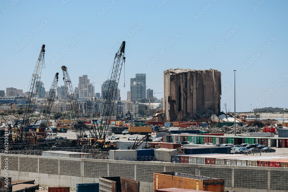 Obraz premium Beirut, Lebanon — 24.04.2023: Area of the massive explosion in the Port of Beirut, on August 4th 2020..