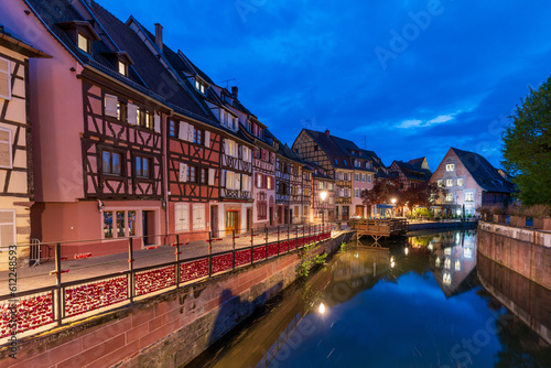 Obraz na płótnie Colmar Town riverside view in France w salonie