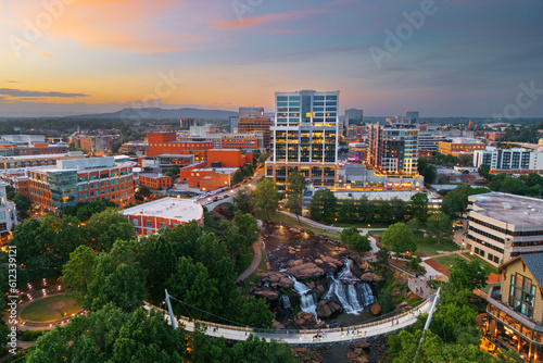 Obraz na płótnie Greenville, South Carolina at Falls Park on Reedy Creek w salonie