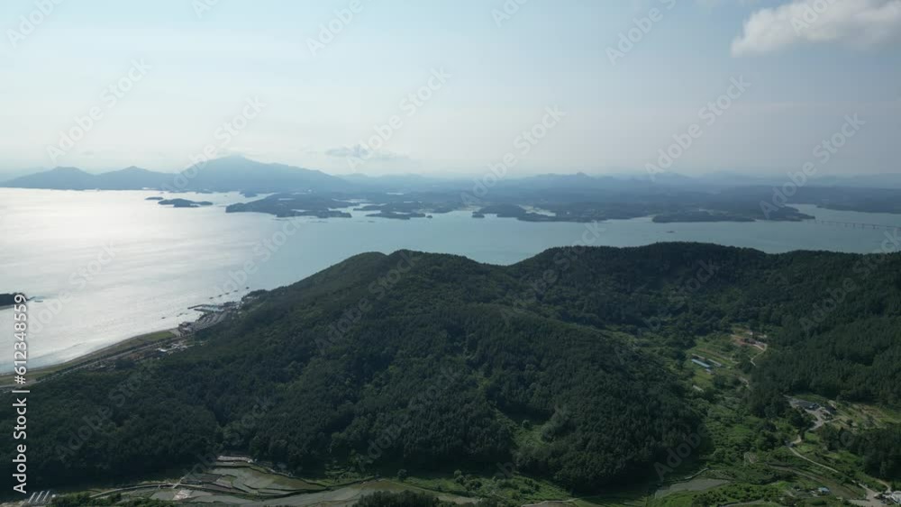 fog over the sea , so many island beautiful weather in South Korea . fog over the sea , so many island beautiful weather in South Korea .