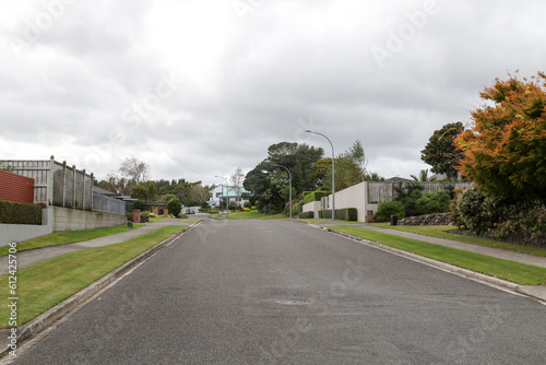 Average street in New Plymouth, New Zealand