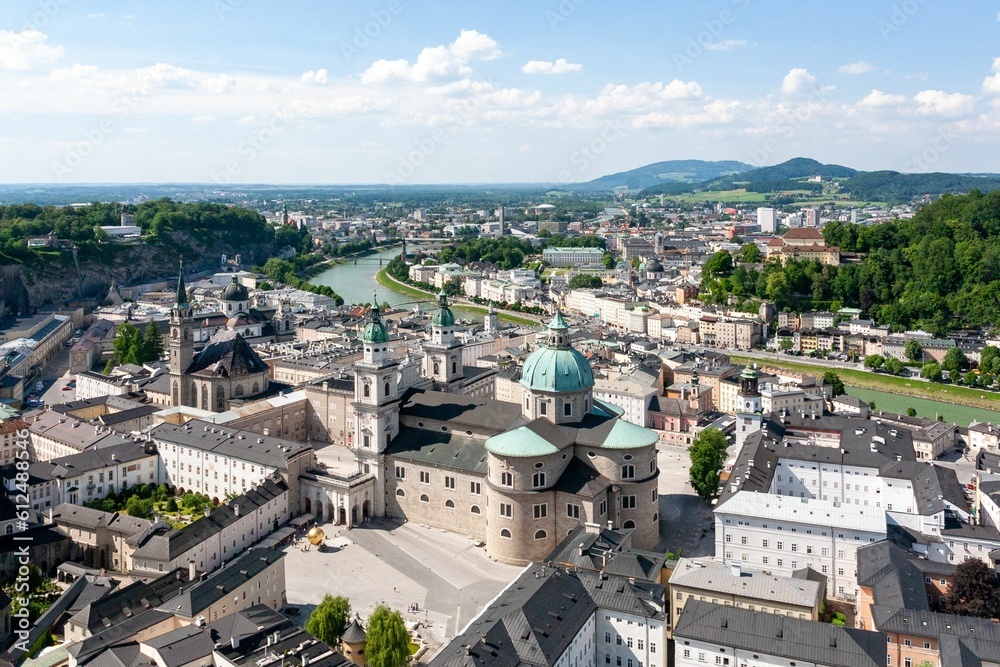 Fototapeta premium Beautiful shot of the University of Salzburg in Salzburg, Austria.