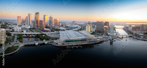 Fotografia Downtown Tampa During Sunrise