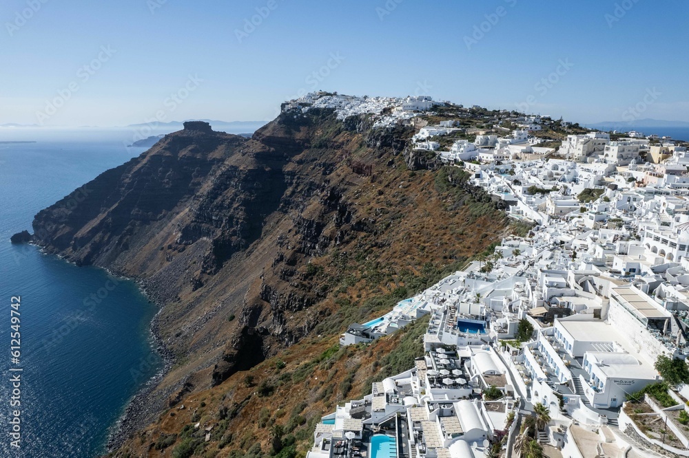 Obraz premium Aerial view of Santorini island surrounded by buildings