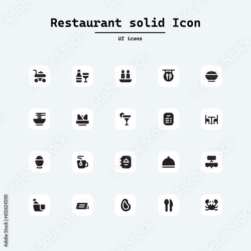 Food courts icons set. Outline set of food courts vector icons for web design isolated on white background. Collection ui icons with squircle shape. Web Page, Mobile App, UI, UX design.
