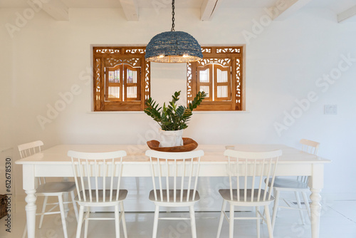 Skandinavian design vacation home dining room table  photo