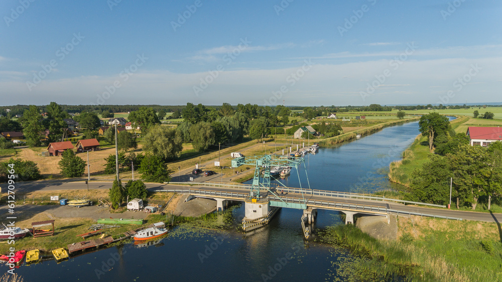 Fototapeta premium Przystań i Most Czterech Pancernych
