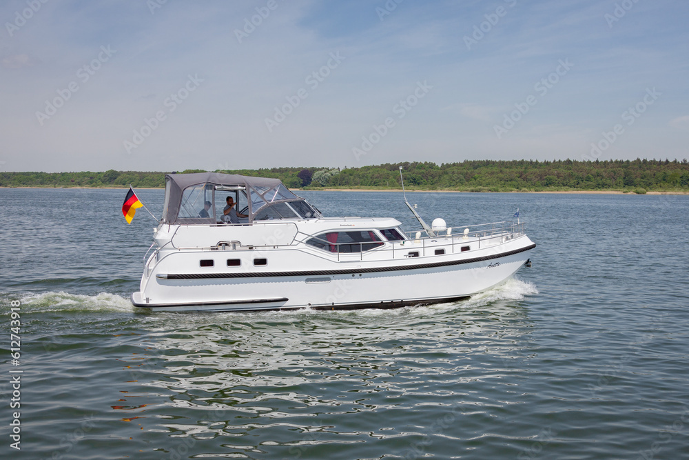 Yacht Boot Hausboot Mecklenburgische Seenplatte Schulz