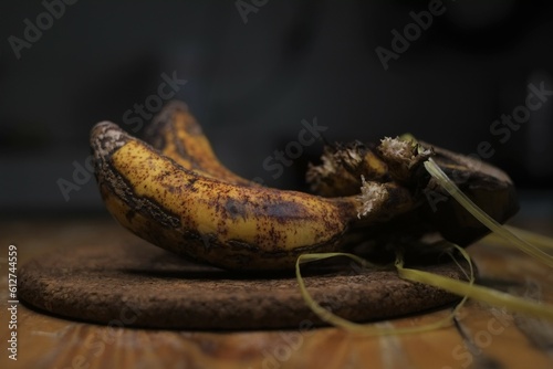 Fotografie Yellow over ripe bananas