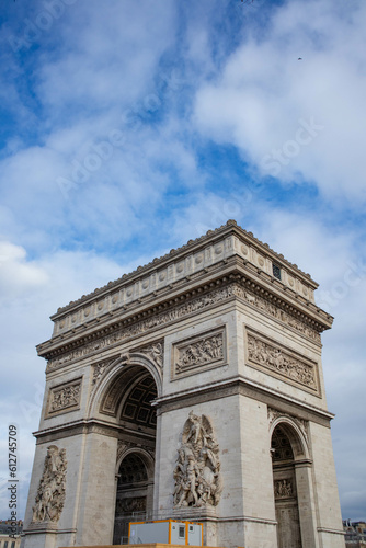 Arco di Trionfo di Parigi, Francia © Laura