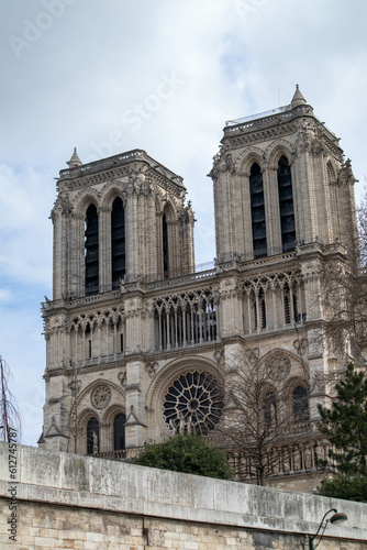 Notre Dame de Paris, Francia © Laura