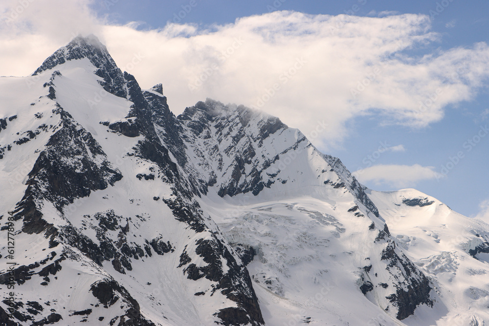 Österreichs Höchster; Großglockner (3798m) mit Teufelshorn, Glocknerwand und Glocknerkees