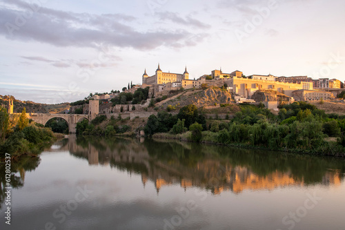 Toledo, vista panorámica. Alcázar, casco histórico, río Tajo 