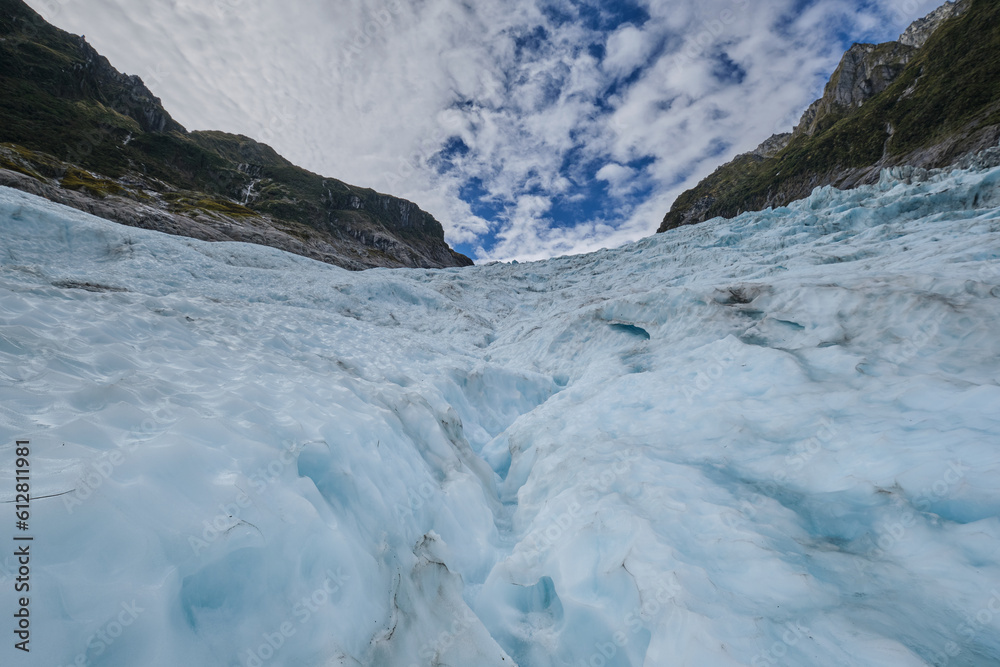 Obraz premium Fox Glacier Mountain in New Zealand