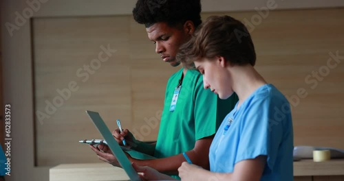 Slow motion Afrian american student in brain surgery class at university. doctor teaches medical diverse students in the X-ray room. Medicine medical and health care concept photo