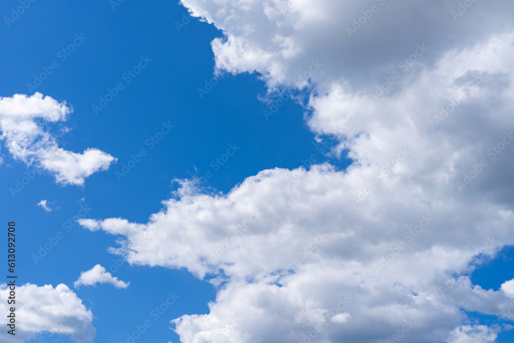 Obraz premium white fluffy clouds isolated on a black background, clipart