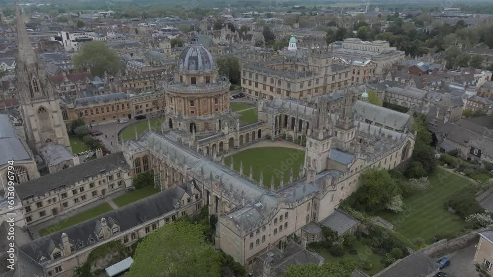 Aerial view over the city of Oxford with Oxford University. Radcliffe Camera and All Souls College, Oxford University, Oxford, UK Aerial view over the city of Oxford with Oxford University. Radcliffe Camera and All Souls College, Oxford University, Oxford, UK